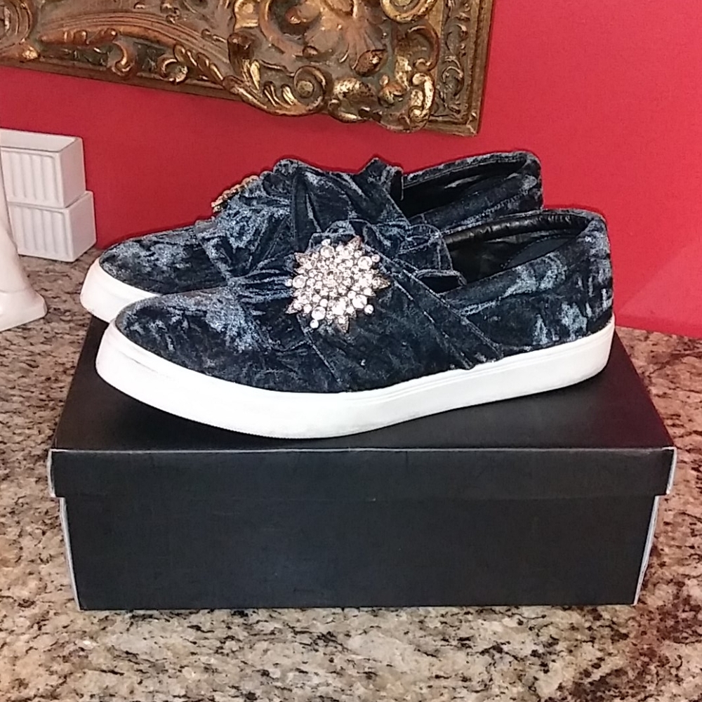 0903 Wendy Williams Sneakers